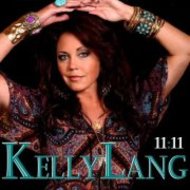 Kelly_Lang